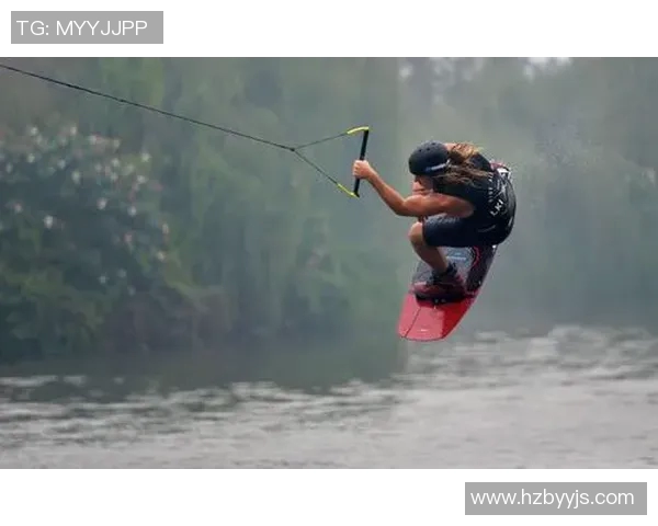 成都与武汉极限运动队赛后复盘探讨灵活性表现与战术调整